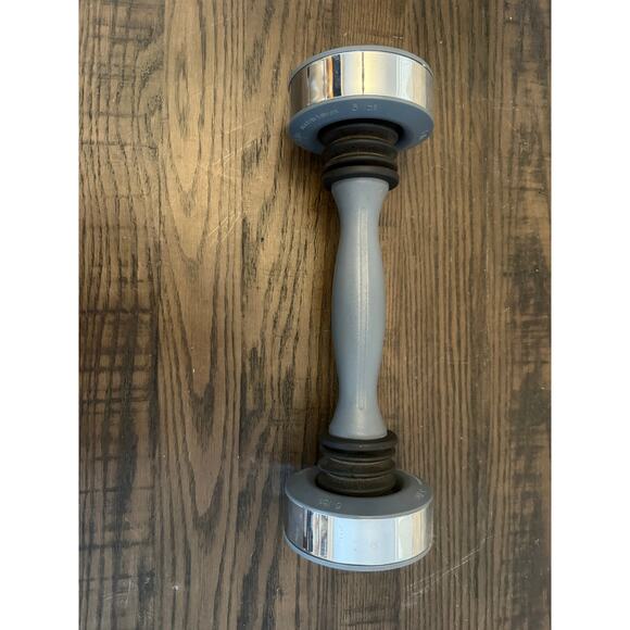Shake Weight 5 lb Toning Fitness Dumbbell – Gray/Black - Picture 4 of 7